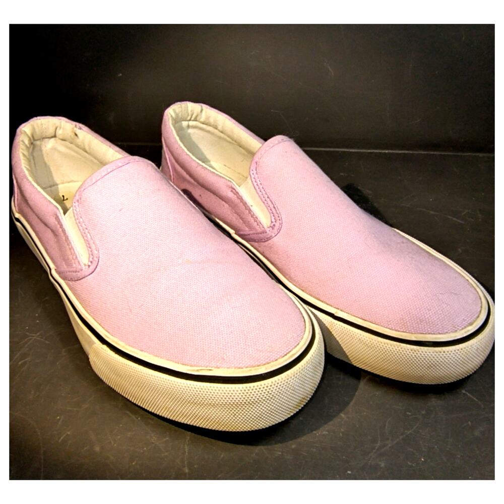 194288.  Lavender Canvas Sneakers Slip On Size 7 Women's